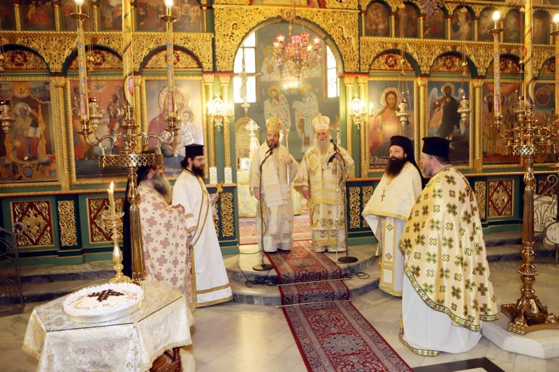 ΕΚΔΗΛΩΣΗ ΣΤΗΝ ΙΕΡΑ ΜΗΤΡΟΠΟΛΗ ΔΡΑΜΑΣ – ΒΙΒΛΙΟΠΑΡΟΥΣΙΑΣΗ ΓΙΑ ΤΟΝ ΑΓΙΟ ΝΕΚΤΑΡΙΟ ΑΠΟ ΤΟΝ ΜΗΤΡΟΠΟΛΙΤΗ ΣΗΛΥΒΡΙΑΣ κ. ΜΑΞΙΜΟ